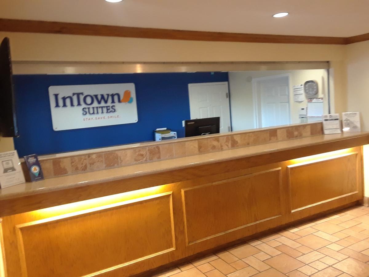 Intown Suites Houston Intercontinental エクステリア 写真