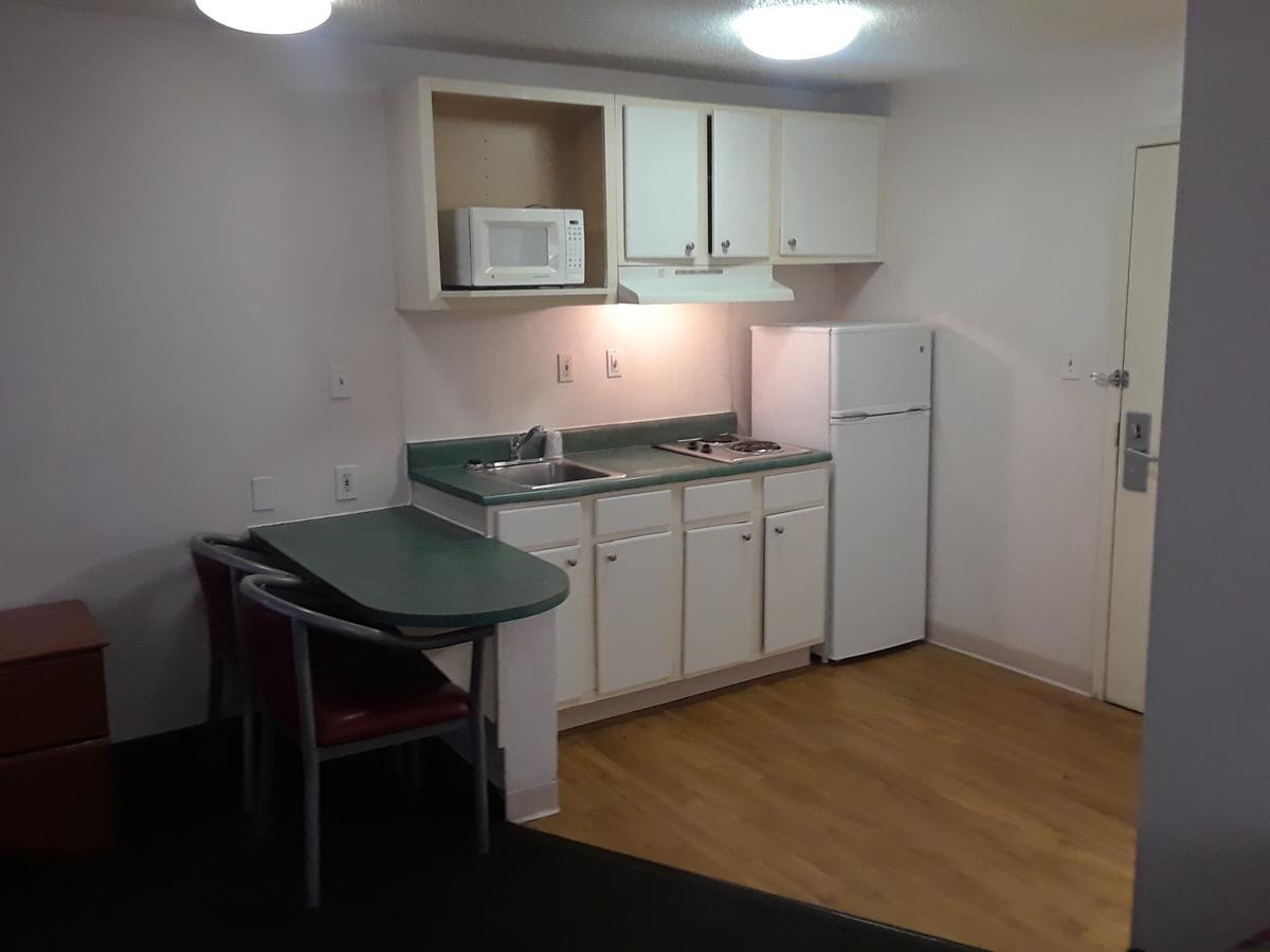 Intown Suites Houston Intercontinental エクステリア 写真