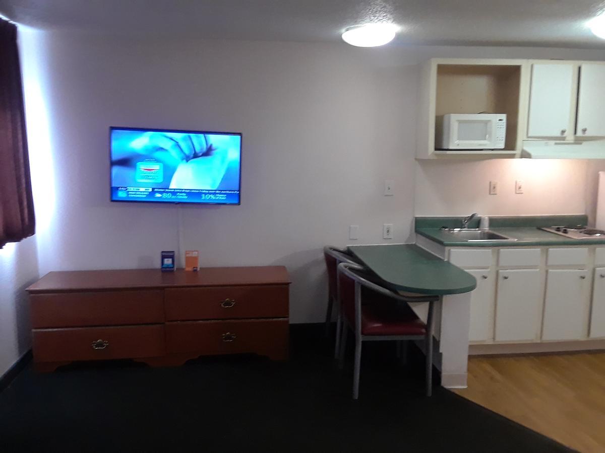 Intown Suites Houston Intercontinental エクステリア 写真